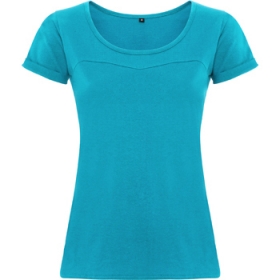 Tricou cu mÃ¢necÄƒ scurtÄƒ È™i design feminin. Cu croi pe piept, ca detaliu, cu decolteu rotund cu garniturÄƒ simplÄƒ, cu manÈ™eta mÃ¢necii scurte Ã®ntoarsÄƒ È™i È™liÈ›uri laterale rotunjite Ã®n partea inferioarÄƒ. CusÄƒturi cu 4 fire pentru o mai mare rezistenÈ›Äƒ.;6633_12