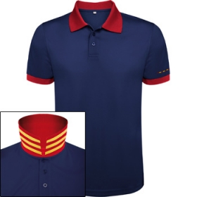 Tricou polo tehnic cu mÃ¢necÄƒ scurtÄƒ. Guler Jacquard pe dos tip steag. ManÈ™etÄƒ asortatÄƒ, Ã®n funcÈ›ie de culoarea tricoului.;0445_5557